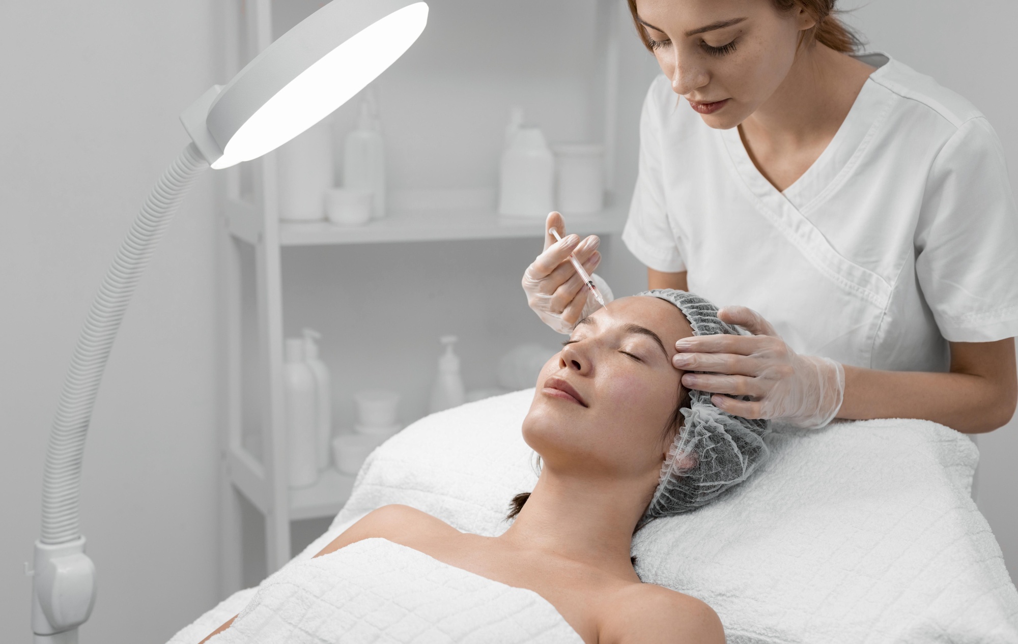 กรามใหญ่ หน้าเหลี่ยม ฉีด Botox ช่วยได้จริงหรอ?