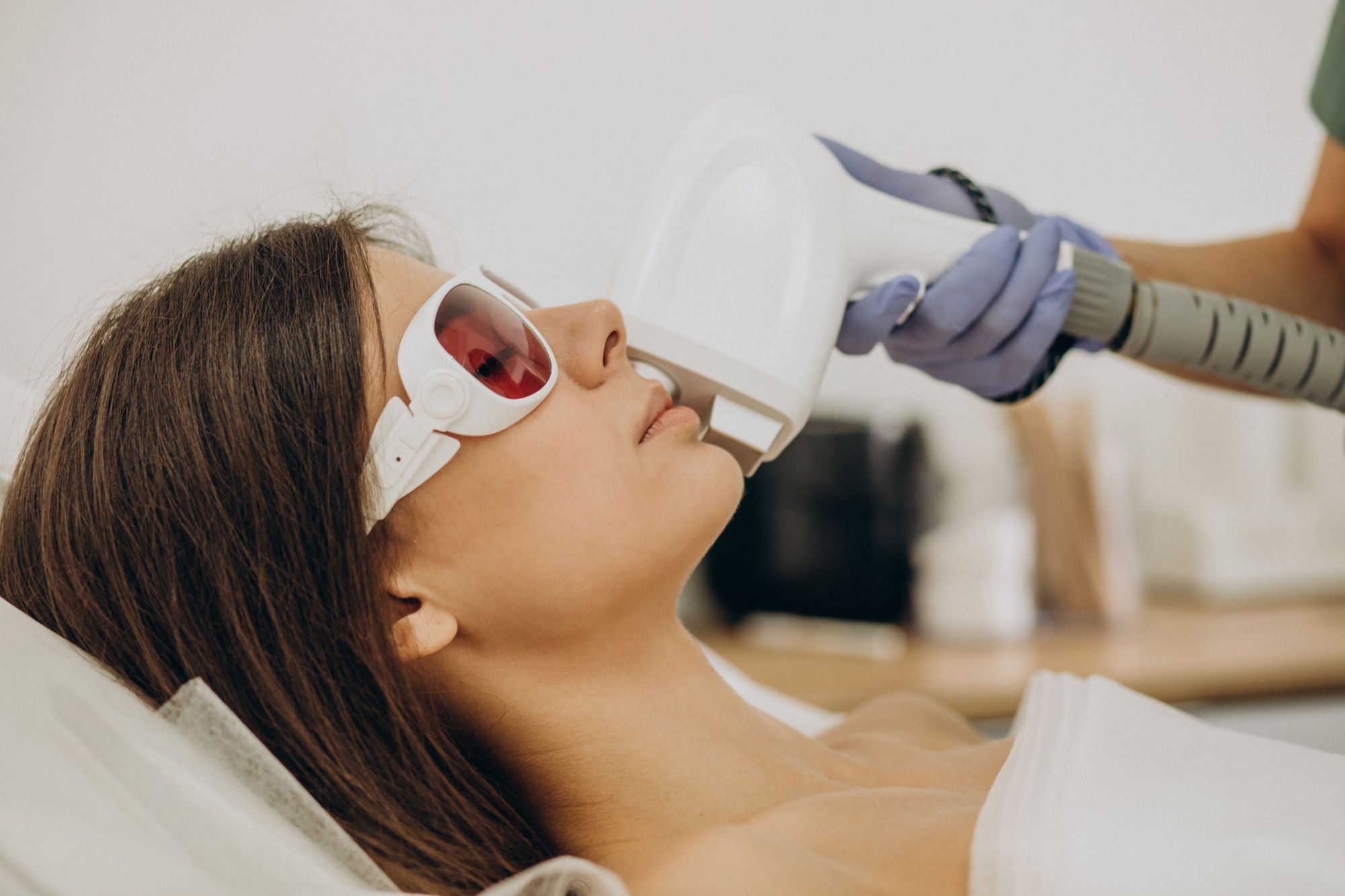 ข้อควรรู้ ก่อน-หลัง ทำ Pico Laser ควรดูแลผิวอย่างไร?